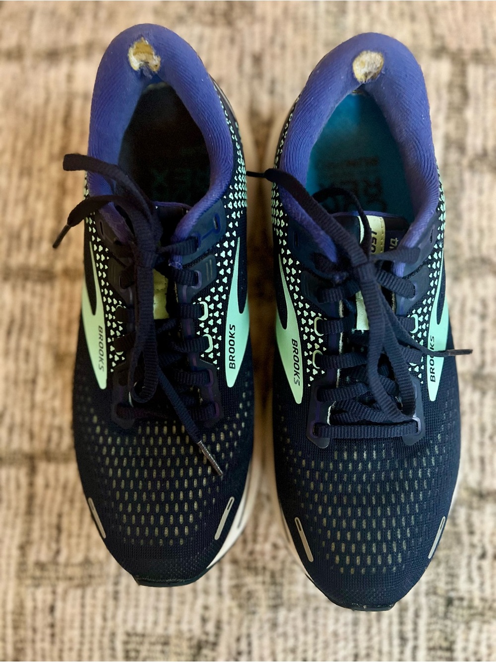 Brooks Women’s Athletic Shoes in Navy and Mint